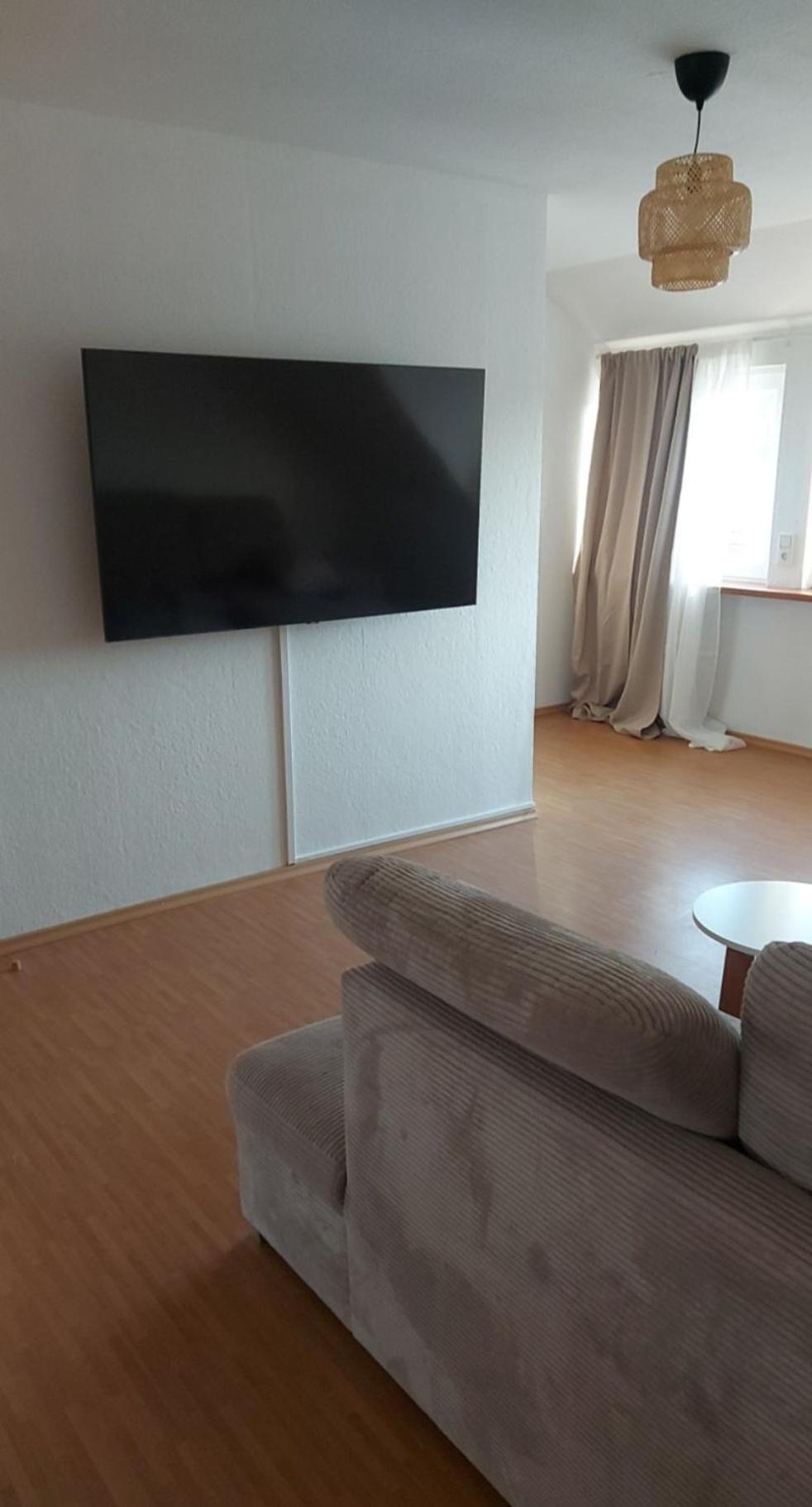 Stilvolle Ferienwohnung Free Parking, Space, Wlan Niestetal Exterior photo